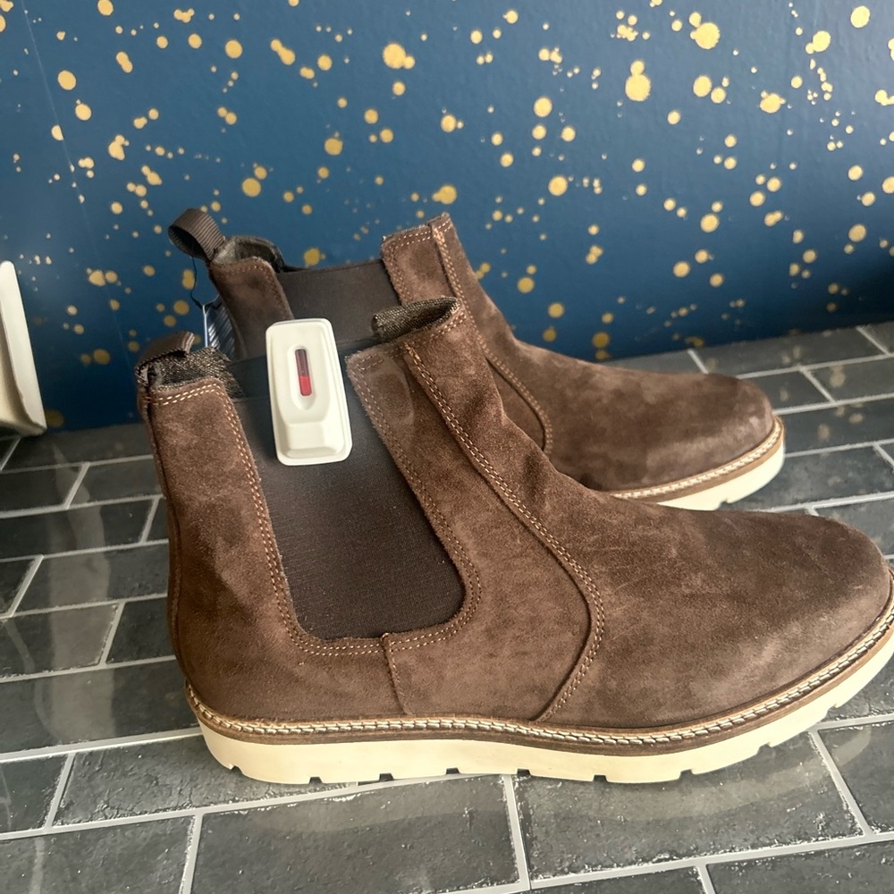 Alpine Shoes Alpine Design Women's Blaze Chelsea Boots